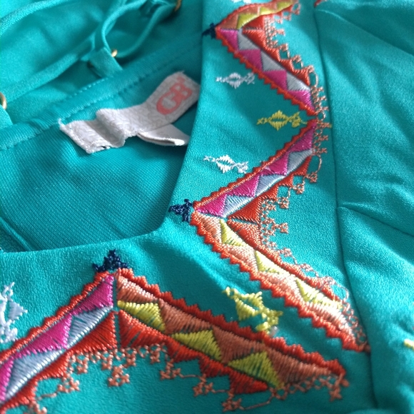‼️SOLD‼️ Gianni Bini Embroidered Turquoise Trendy Romper - Picture 6 of 16